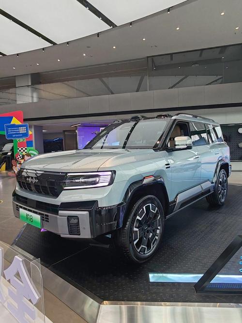 深圳光明区阳维志企业管理咨询比亚迪方程豹硬派越野的爆款，英菲尼迪35周年与你共成长