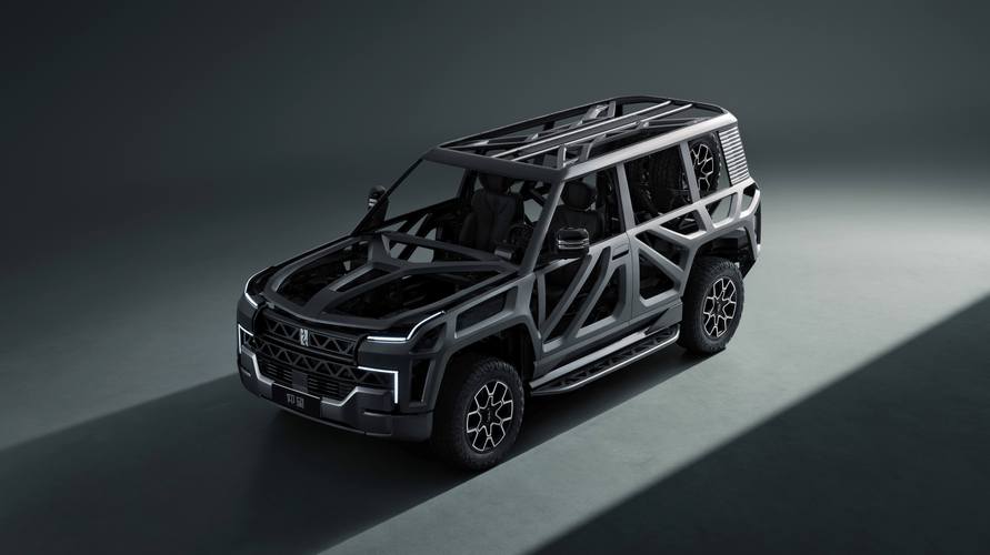 深圳光明区阳维志企业管理咨询仰望U8硬派越野的科技魅力，国能汽车对传统燃油车市场的冲击